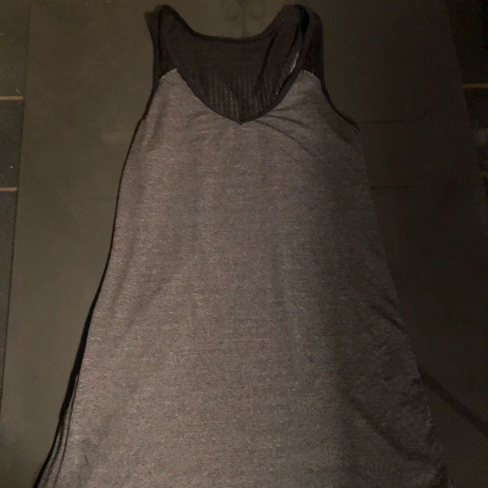 Lululemon Tie and Fly tank (laser cut) detail